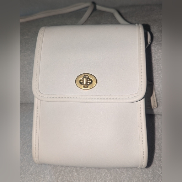 Vintage Coach Scooter bag. 9893 - Picture 10 of 12